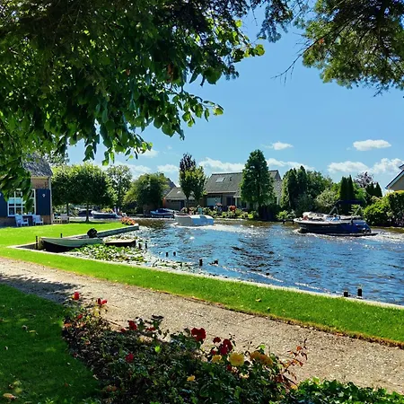Park De Driesprong Chalet Nieuwveen